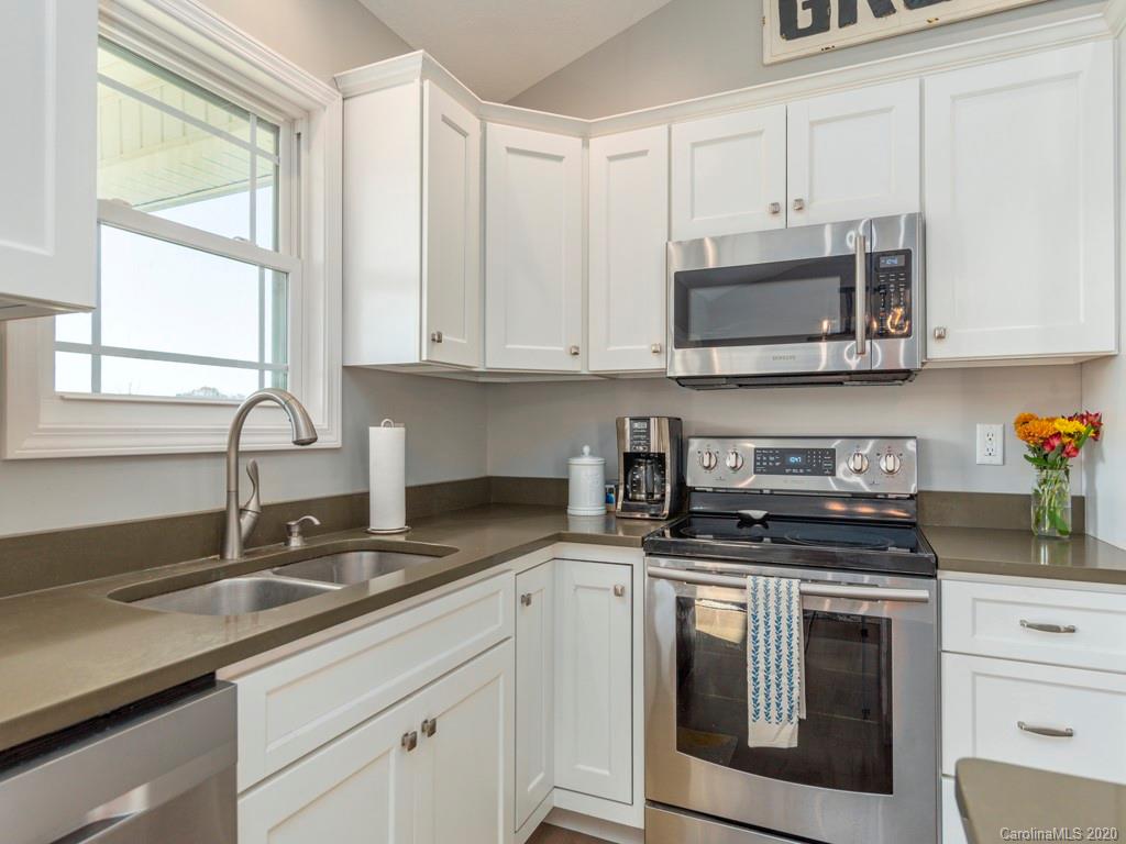 15 New Clayton Extension Weaverville NC 28787