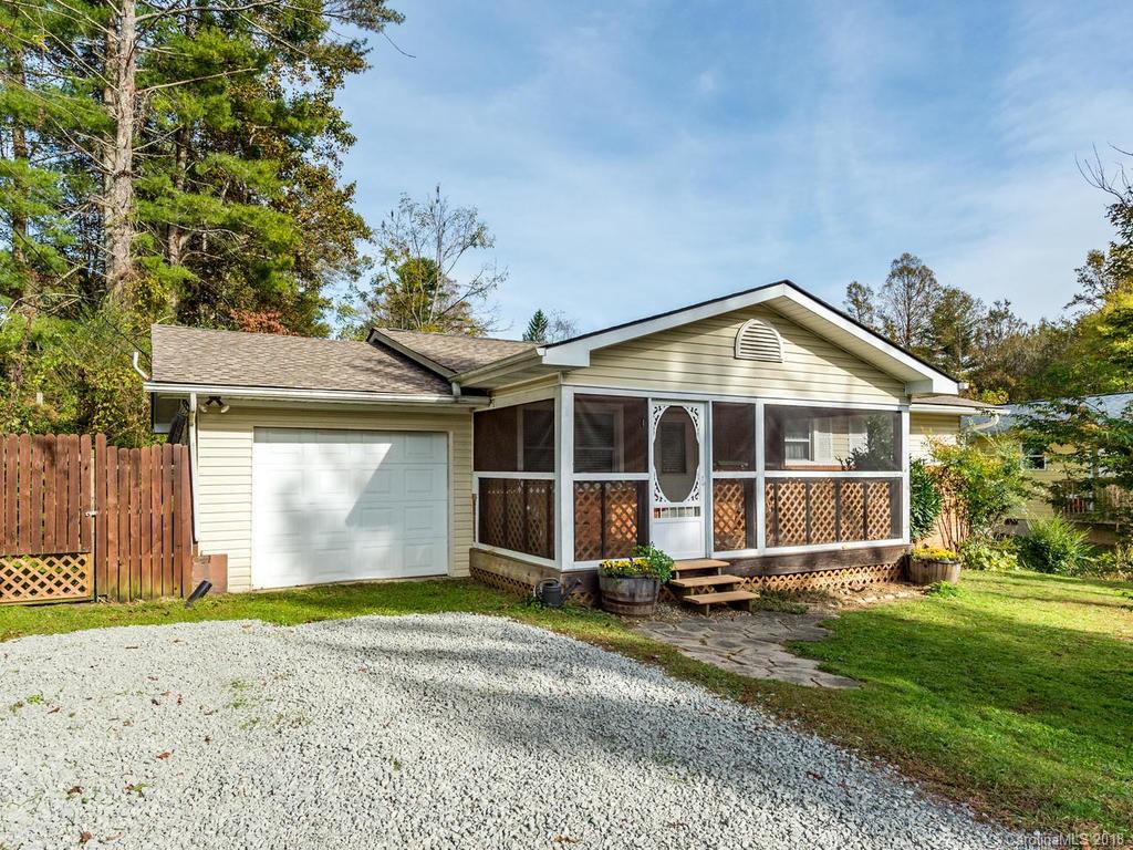91 Aiken Street Brevard NC 28712