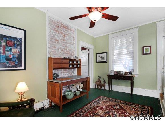25 Highland Street Asheville NC 28801