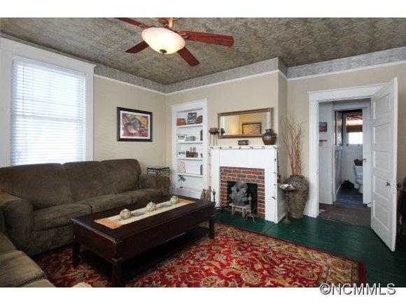 25 Highland Street Asheville NC 28801