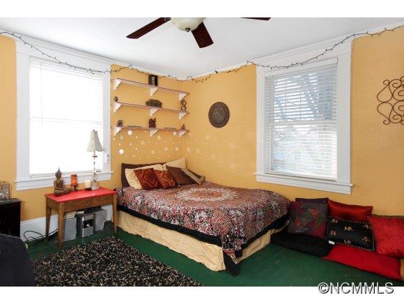 25 Highland Street Asheville NC 28801