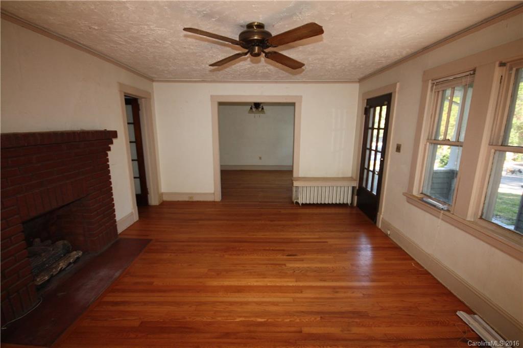 1 Salem Avenue Asheville NC 28804