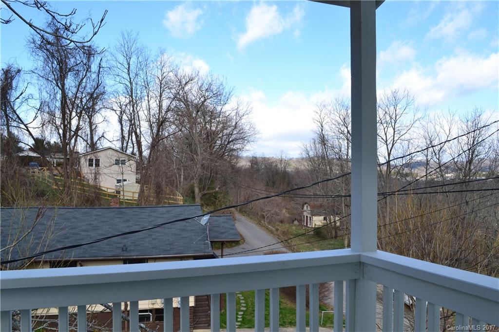 32 Blalock Avenue Asheville NC 28803