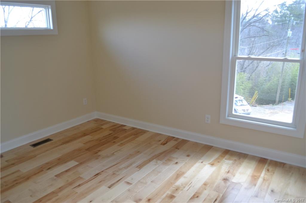 32 Blalock Avenue Asheville NC 28803