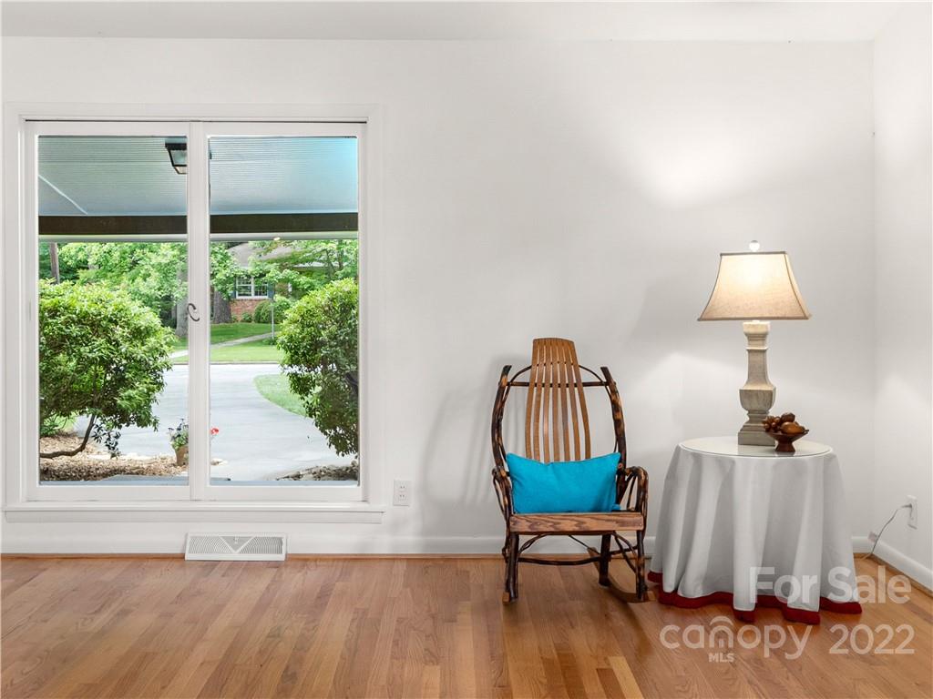 36 Briarwood Road Asheville NC 28804