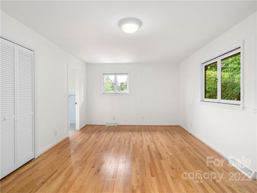 36 Briarwood Road Asheville NC 28804