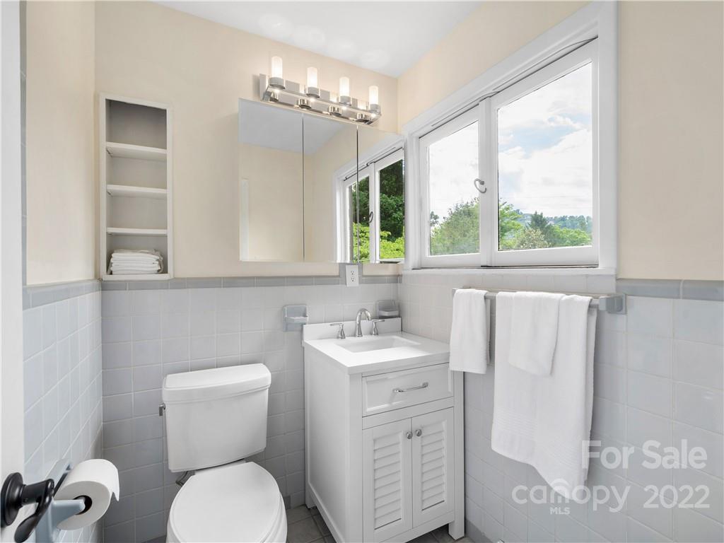 36 Briarwood Road Asheville NC 28804