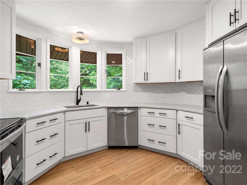 36 Briarwood Road Asheville NC 28804