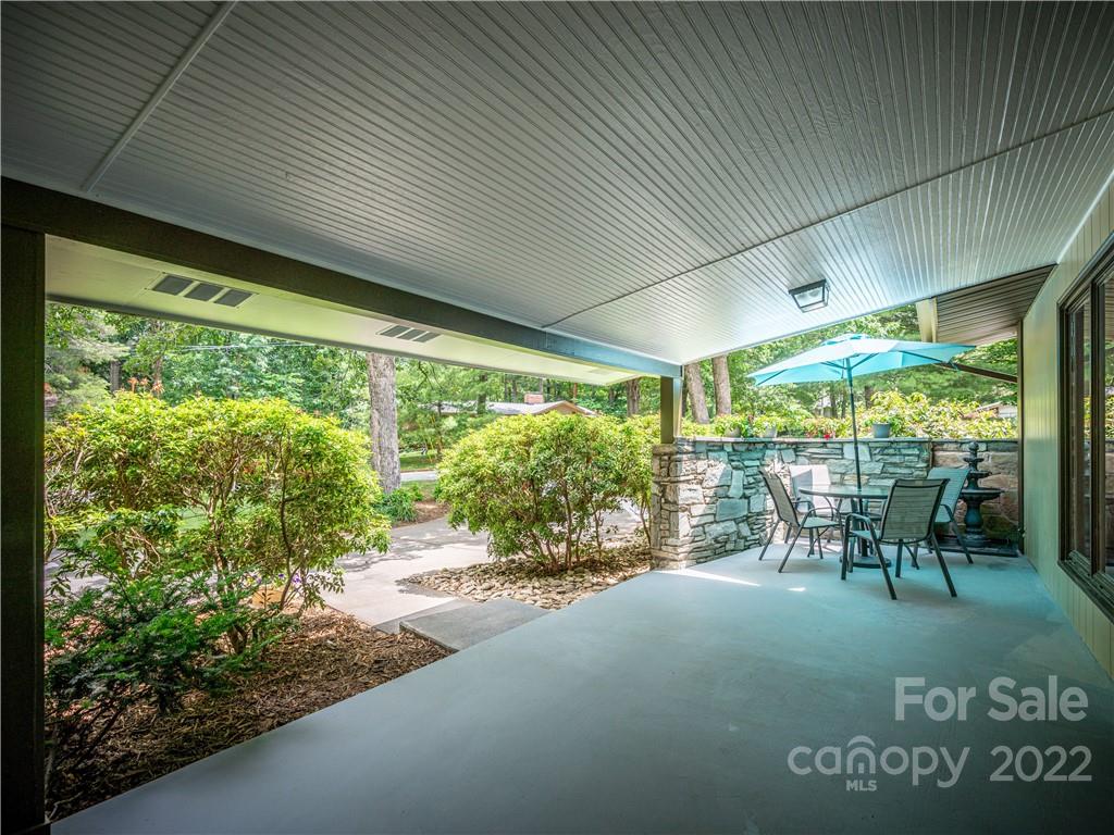 36 Briarwood Road Asheville NC 28804