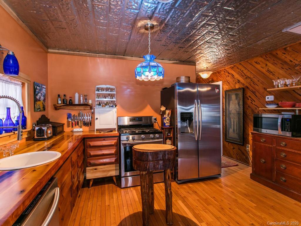 489 Big Bear Boulevard Old Fort NC 28762