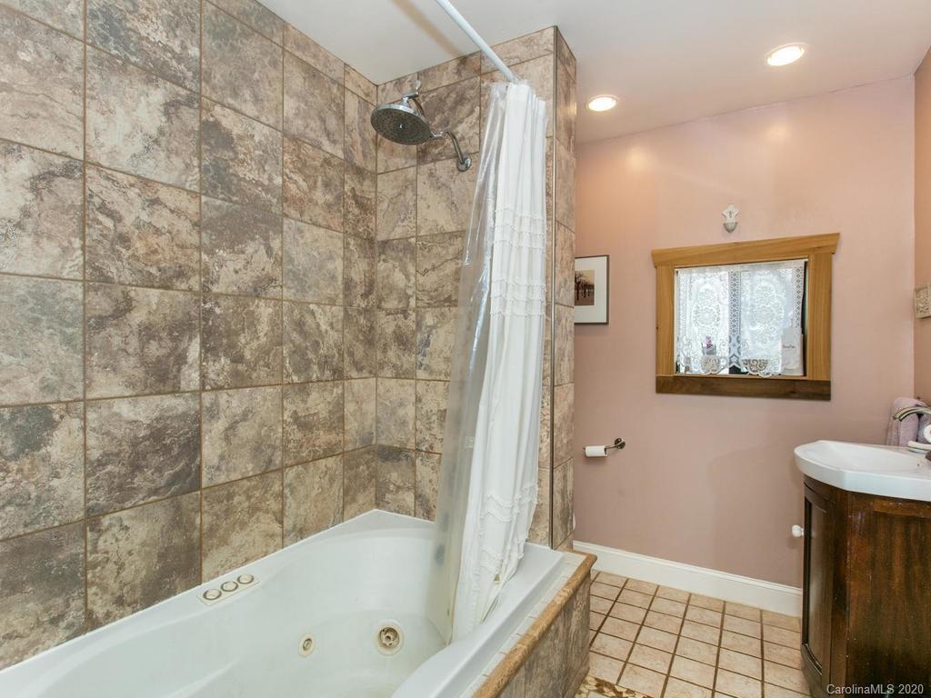 489 Big Bear Boulevard Old Fort NC 28762