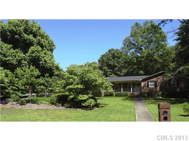1838 Summerhill Drive Charlotte NC 28212