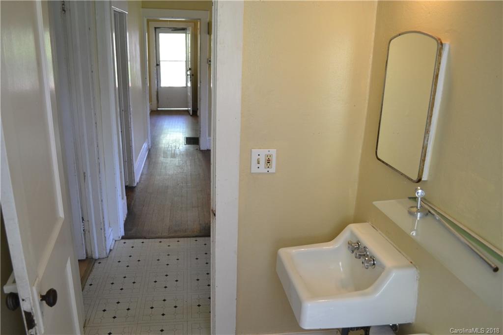 40 Magnolia Avenue Asheville NC 28801