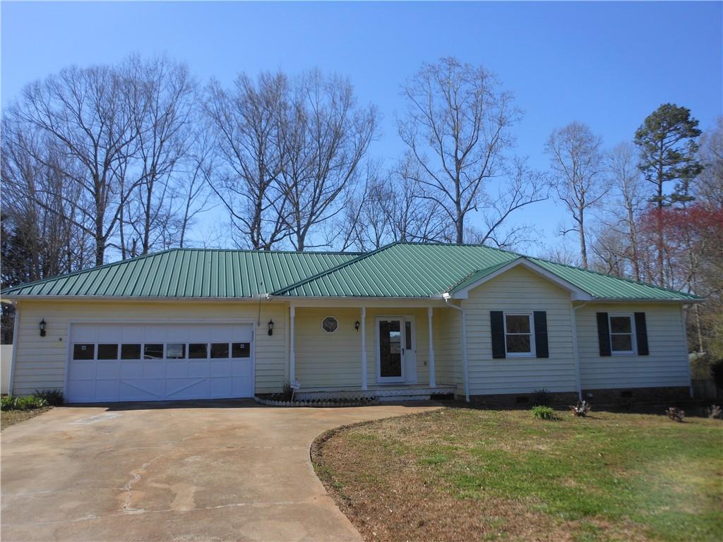 1257 Hidden Creek Circle Hickory NC 28602