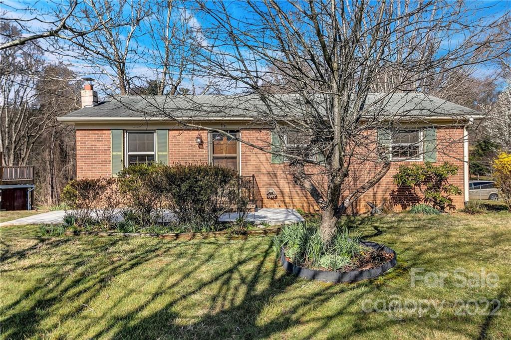 11 Birchwood Lane Asheville NC 28805