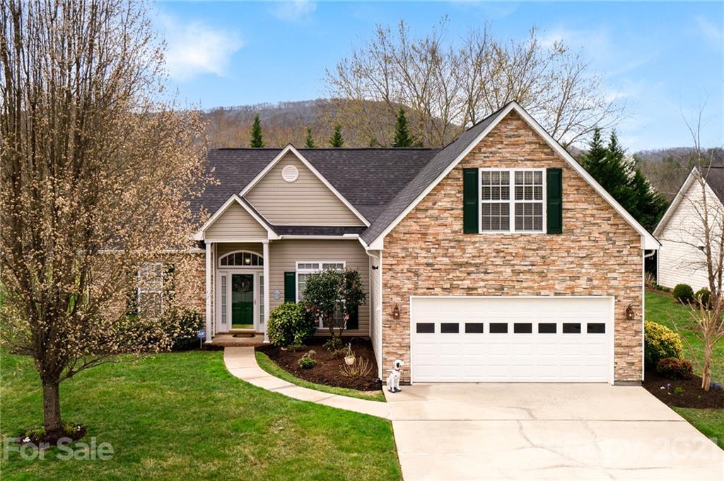 19 Meadow Pathway Drive Fletcher NC 28732