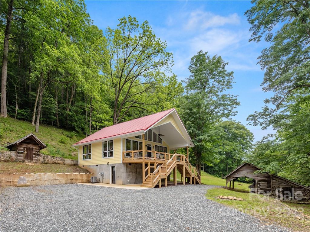 295 Martins Creek Road Barnardsville NC 28709