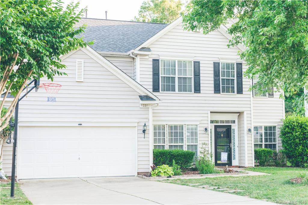 9221 Autumn Applause Drive Charlotte NC 28277