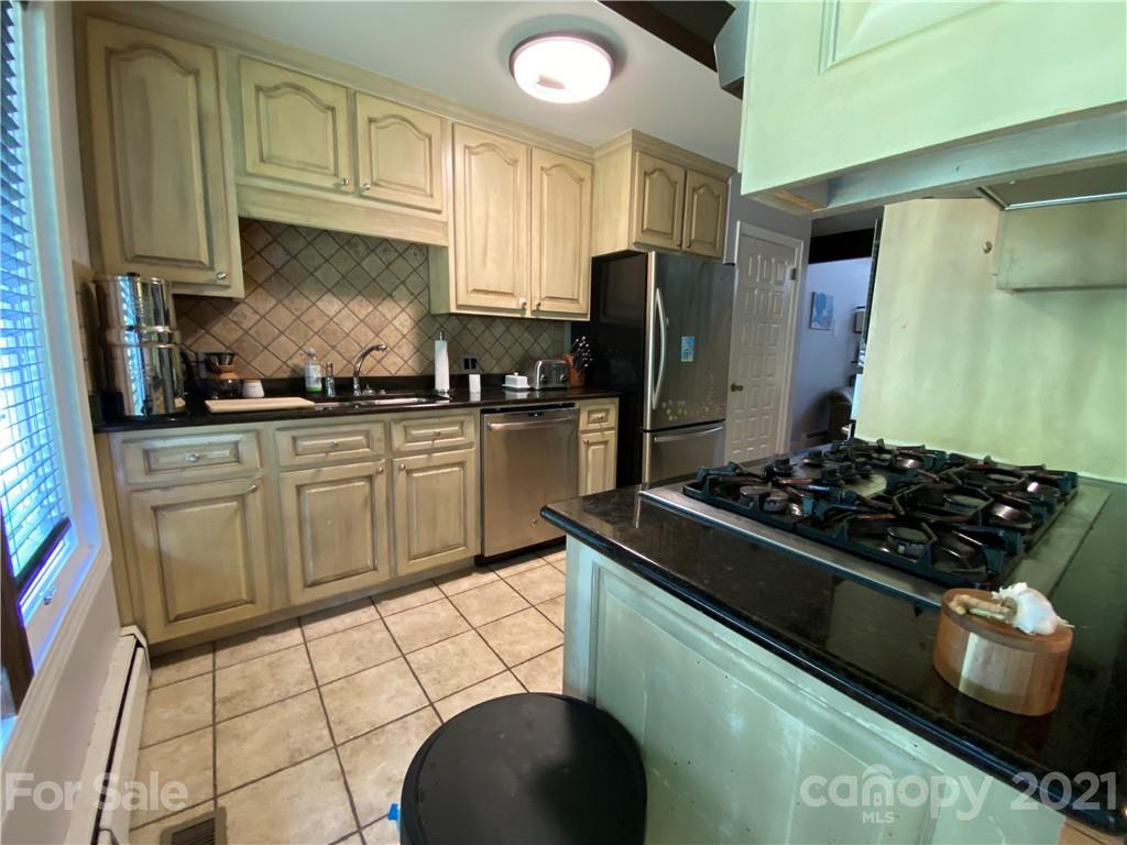 102 Furnifold Street Morganton NC 28655