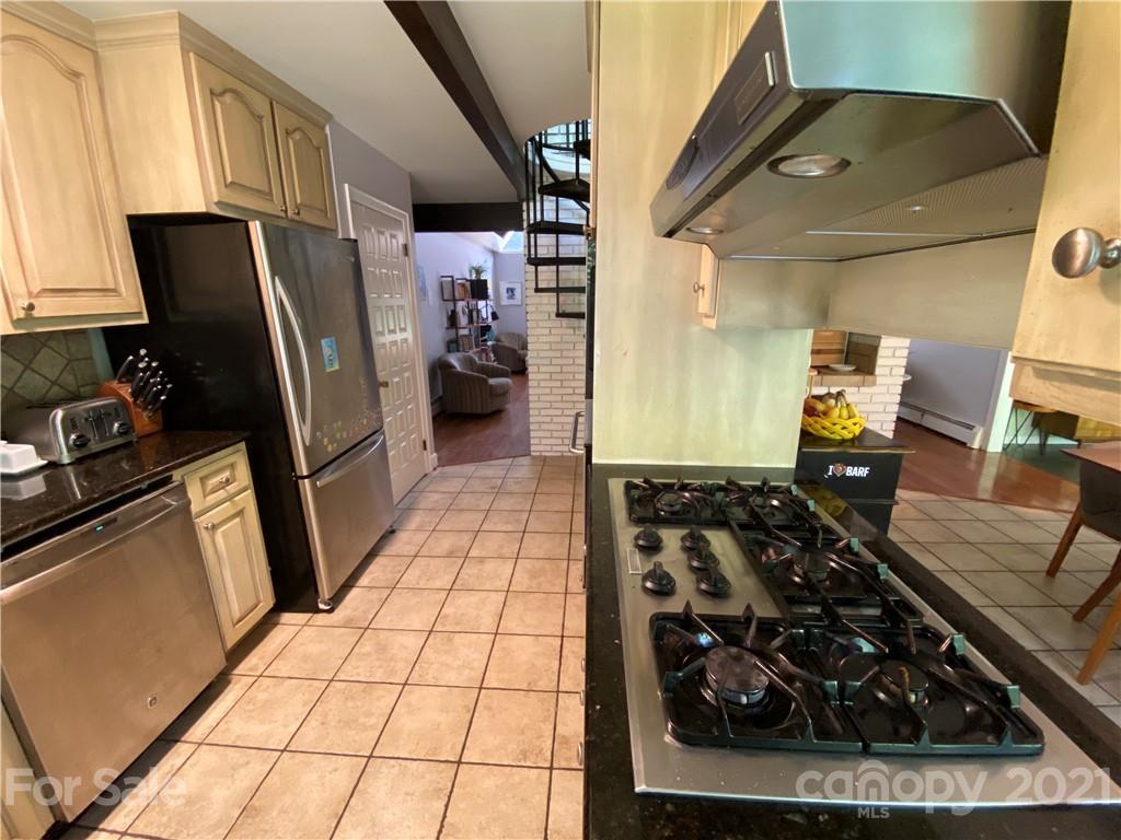102 Furnifold Street Morganton NC 28655