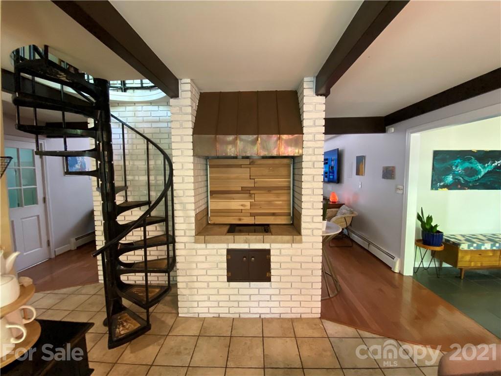 102 Furnifold Street Morganton NC 28655