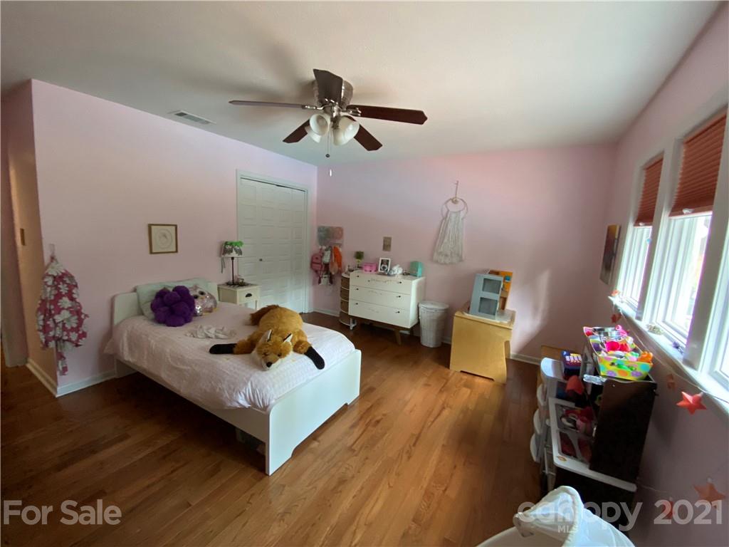 102 Furnifold Street Morganton NC 28655