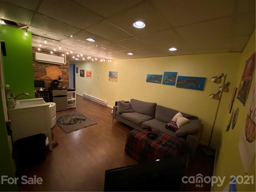 102 Furnifold Street Morganton NC 28655