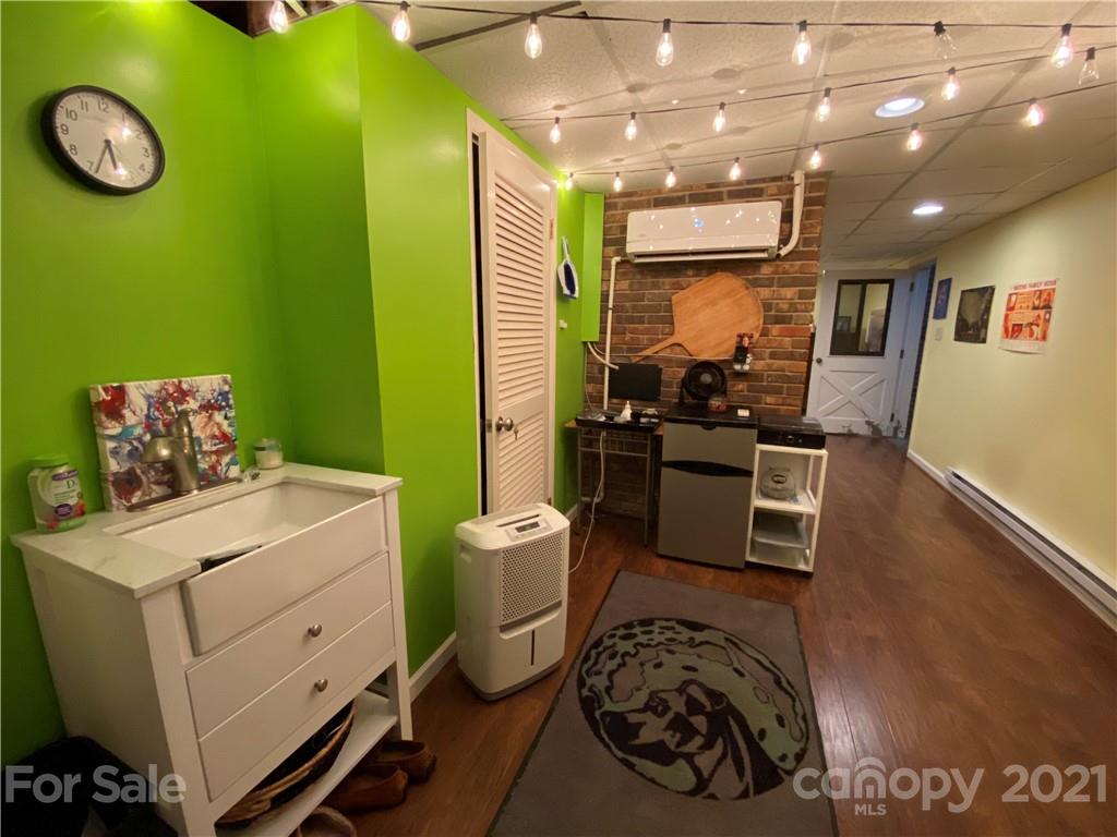 102 Furnifold Street Morganton NC 28655
