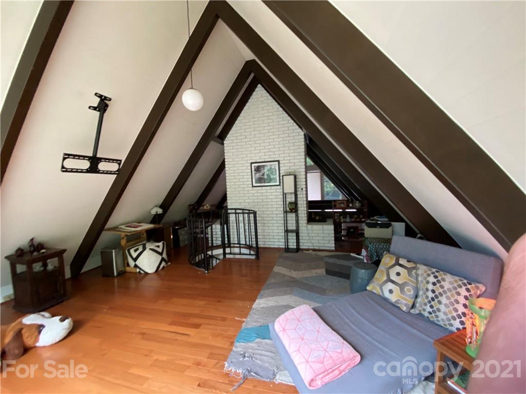 102 Furnifold Street Morganton NC 28655