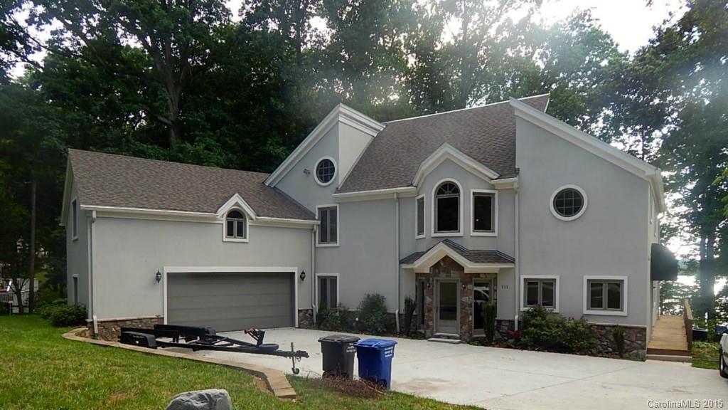 111 Kelly Point Lane Mooresville NC 28117