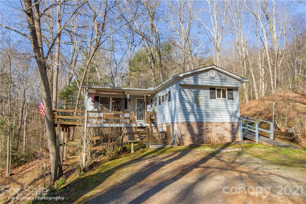 111 Bobs Lane Clyde NC 28721