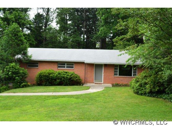 20 Carlton Place Asheville NC 28806