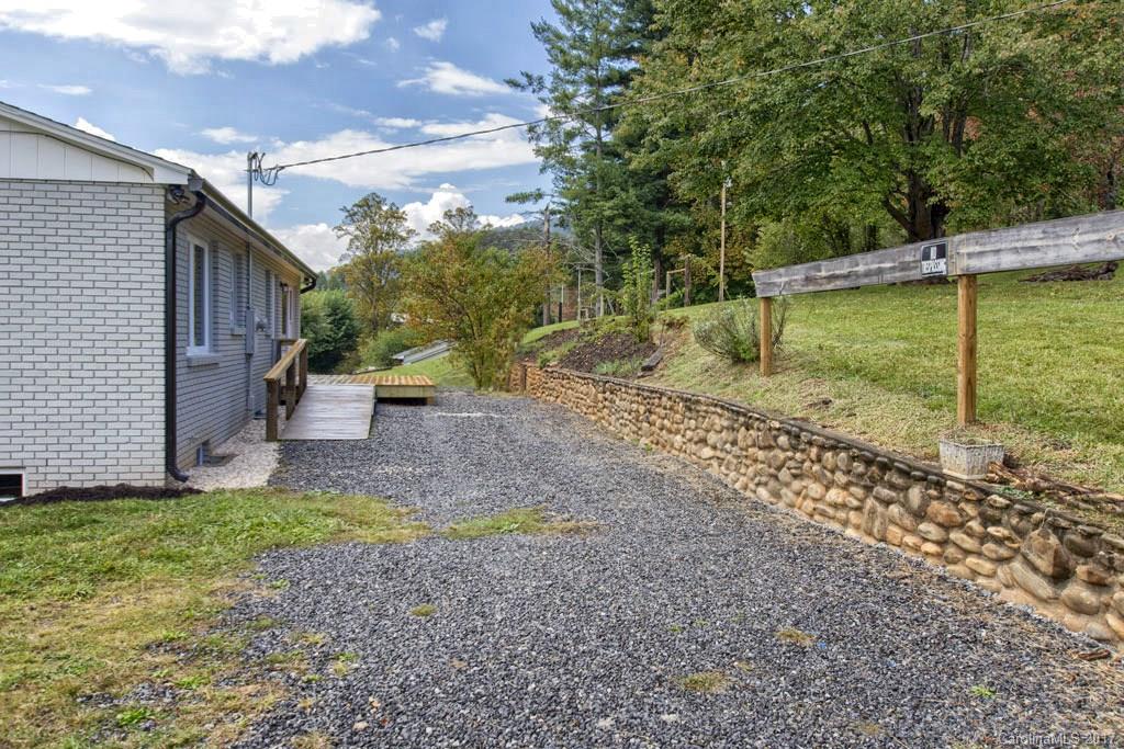 59 Honeycomb Drive Waynesville NC 28786
