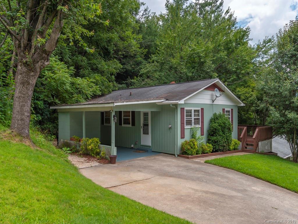 70 Arnold Heights Waynesville NC 28786