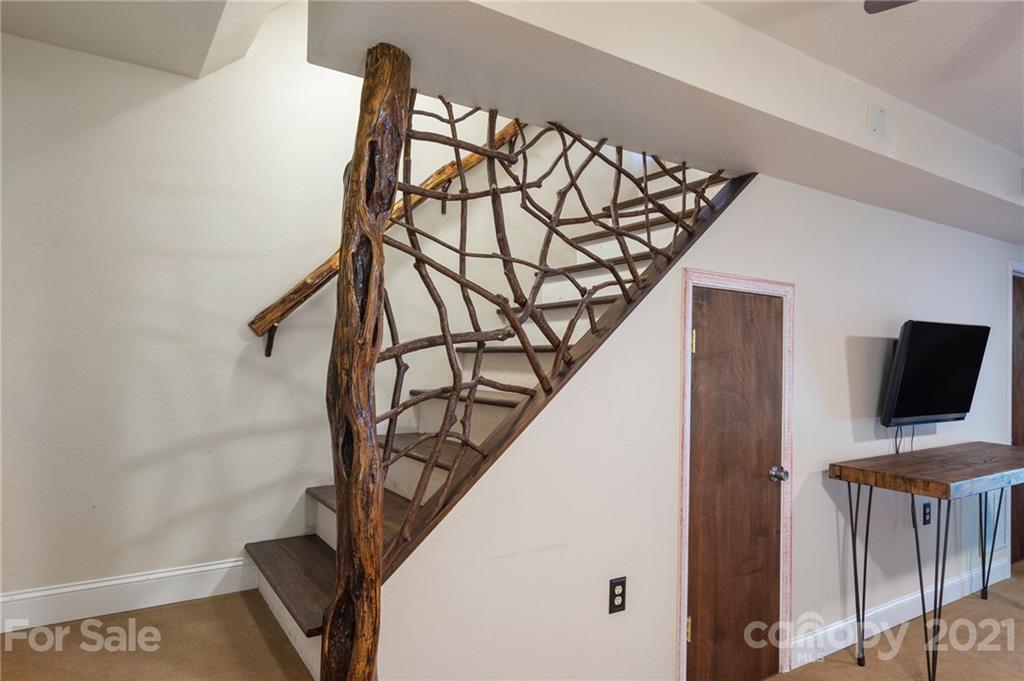 81 Baker Avenue Asheville NC 28806