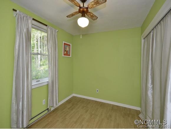 15 Ben Franklin Lane Asheville NC 28805