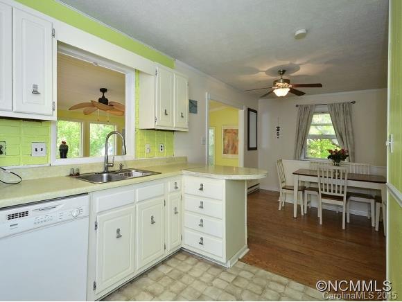 15 Ben Franklin Lane Asheville NC 28805