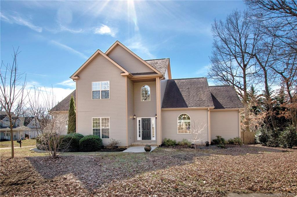 61 Helen Holcombe Way Candler NC 28715