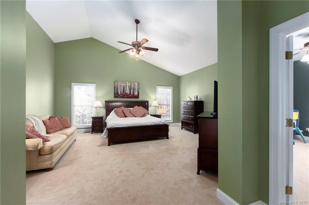 61 Helen Holcombe Way Candler NC 28715