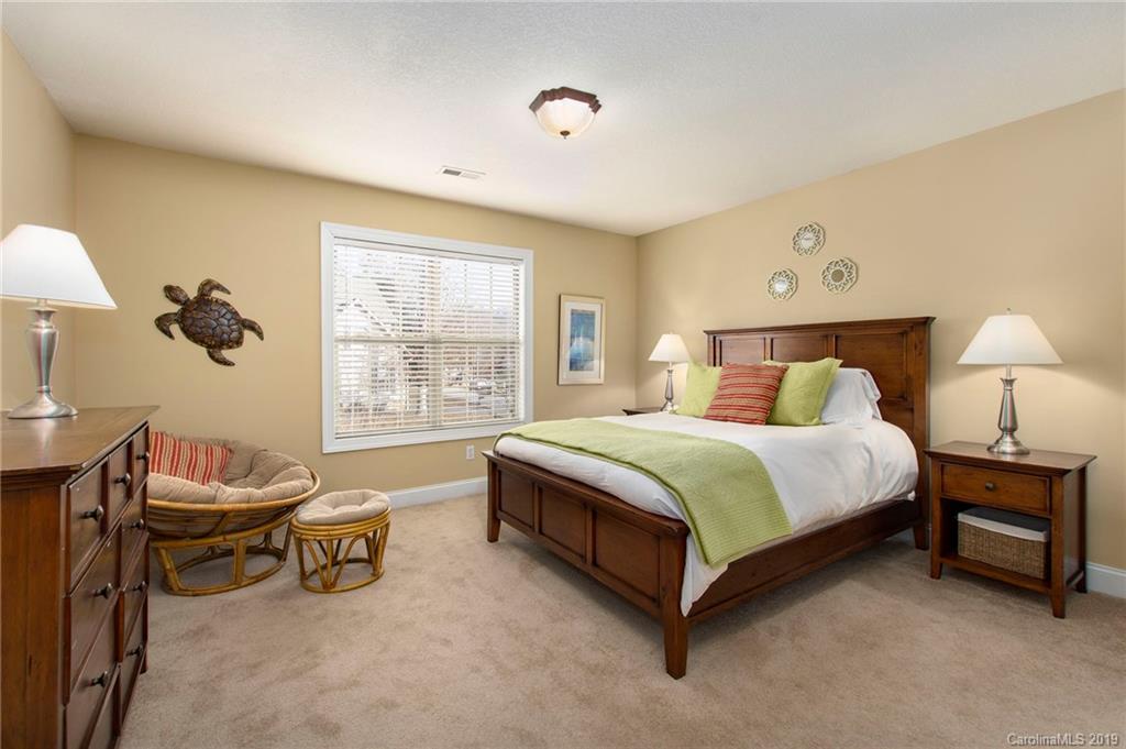 61 Helen Holcombe Way Candler NC 28715
