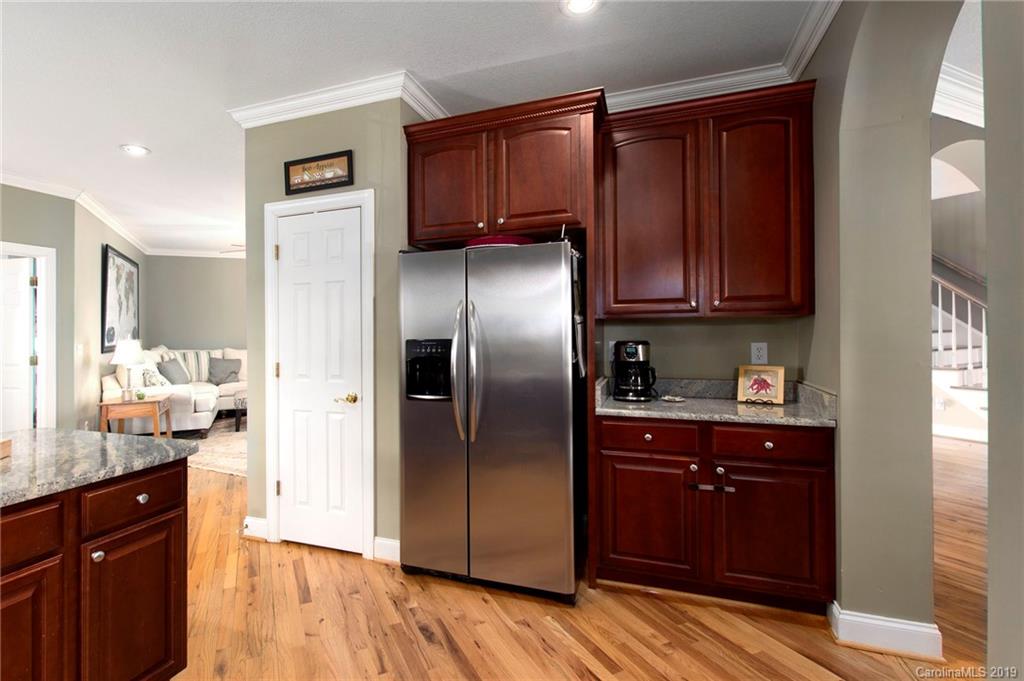61 Helen Holcombe Way Candler NC 28715