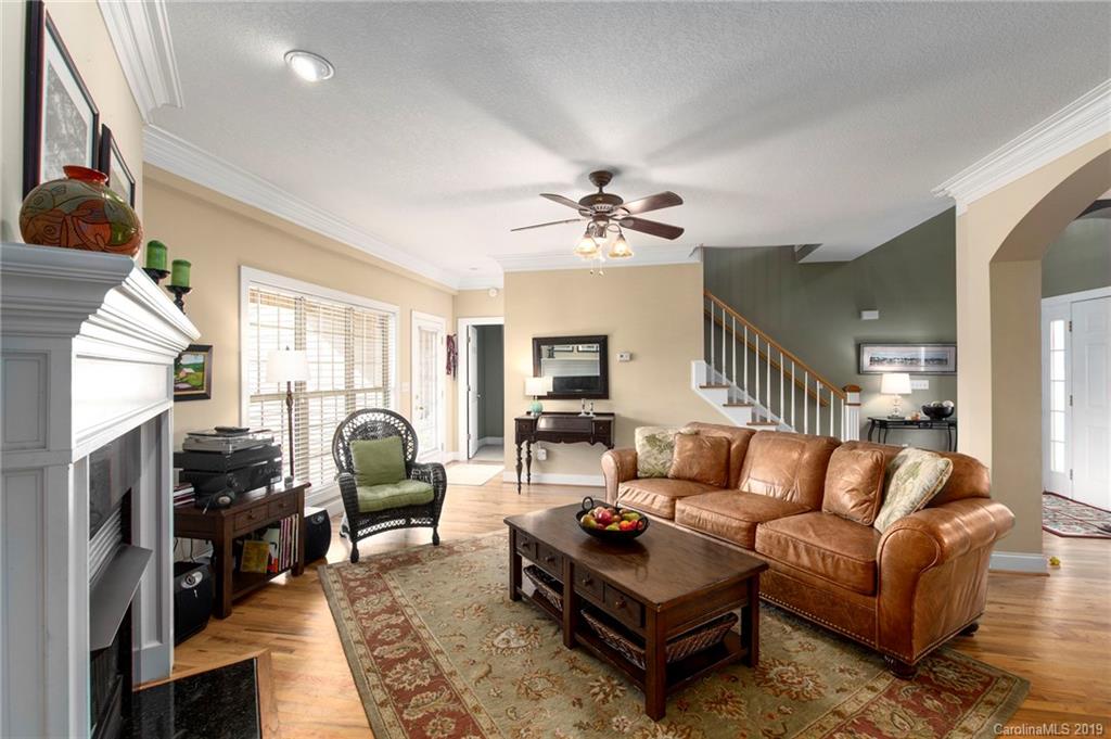 61 Helen Holcombe Way Candler NC 28715