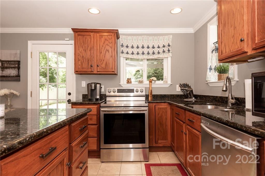3222 Draper Avenue Charlotte NC 28205