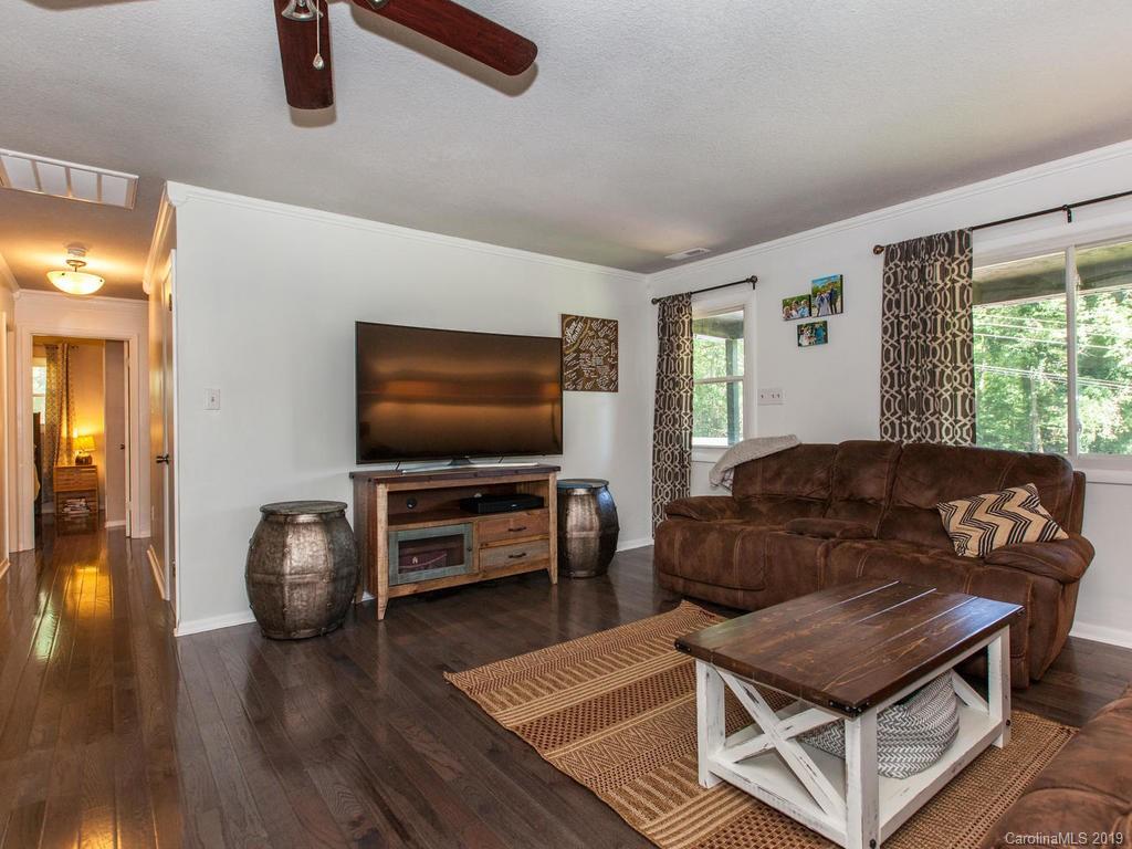 37 Country Creek Drive Candler NC 28715