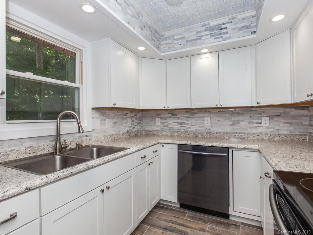 37 Country Creek Drive Candler NC 28715