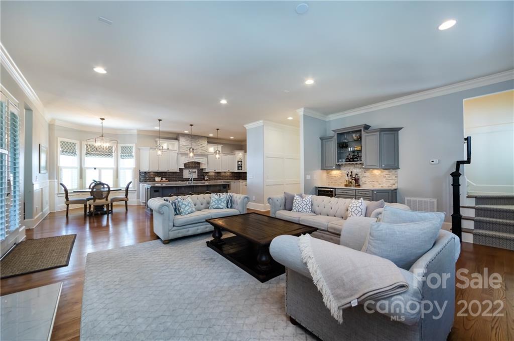 617 Ideal Way Charlotte NC 28203