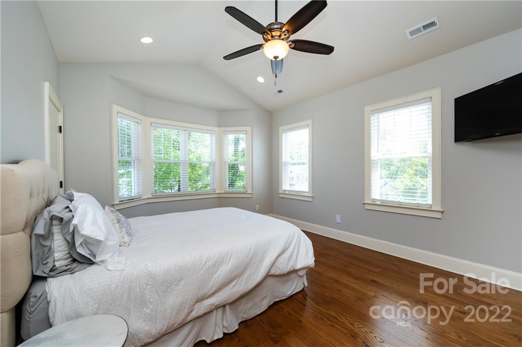 617 Ideal Way Charlotte NC 28203