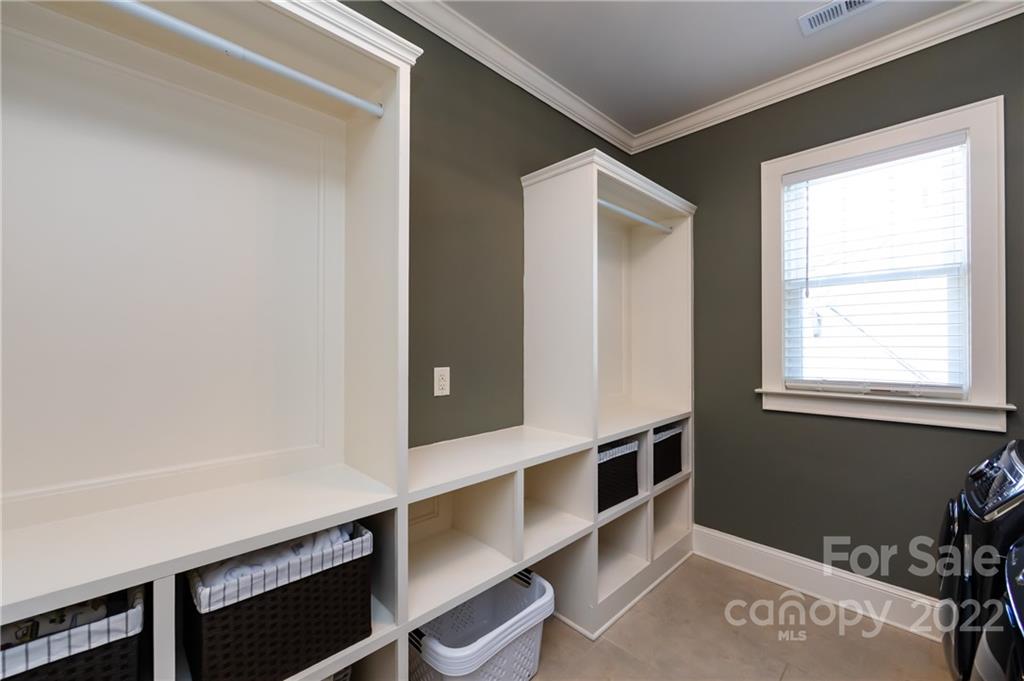 617 Ideal Way Charlotte NC 28203
