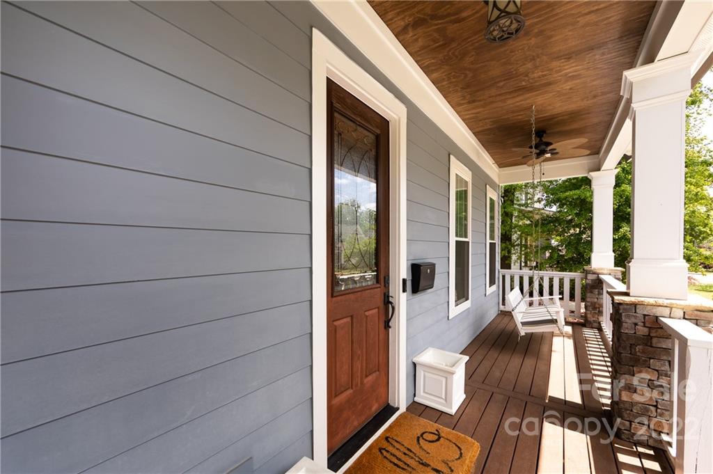 617 Ideal Way Charlotte NC 28203