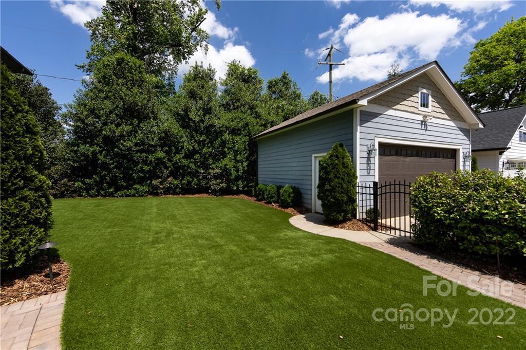 617 Ideal Way Charlotte NC 28203